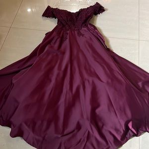 May Queen| Marron dress